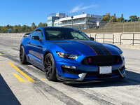 Lightning Blue GT350R