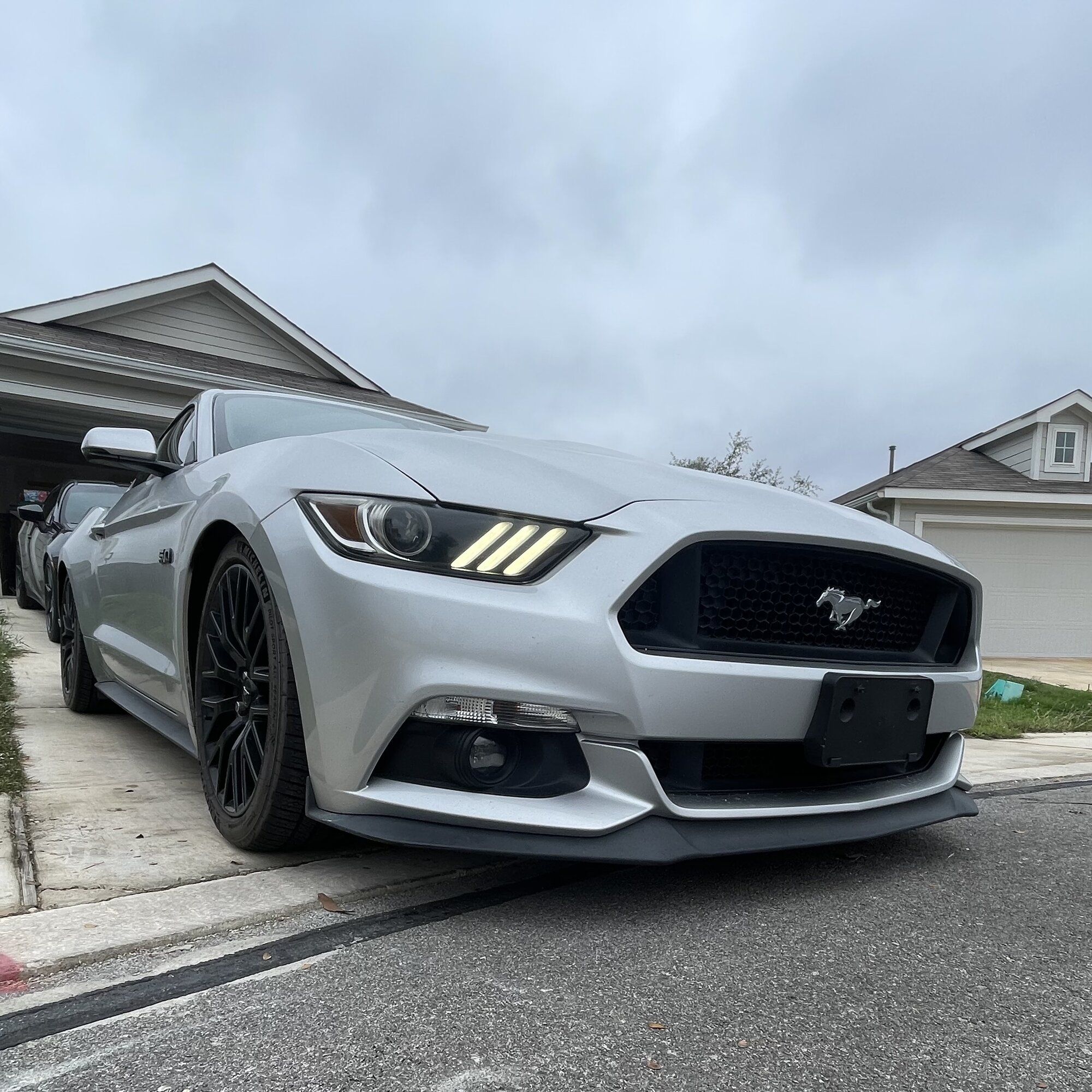 2016 Mustang
GT HPDE/Track -  (2016 Silver Performance Pack)